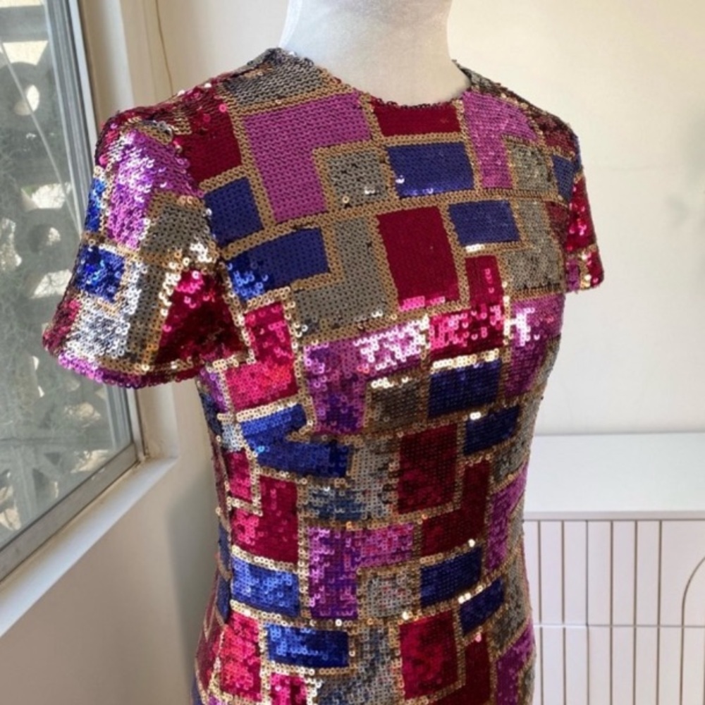 Trina Turk NWOT Sequin Mosaic Mini Cocktail Dress, Size 4 - Picture 6 of 10